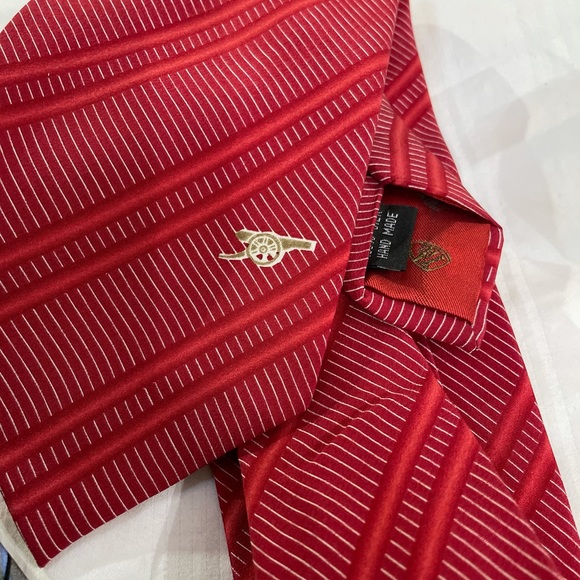 Designer Ties Lot - Picture 5 of 13